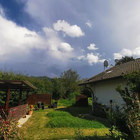 Апартаменты Ferienwohnung Im Kirschblutental Шлинген